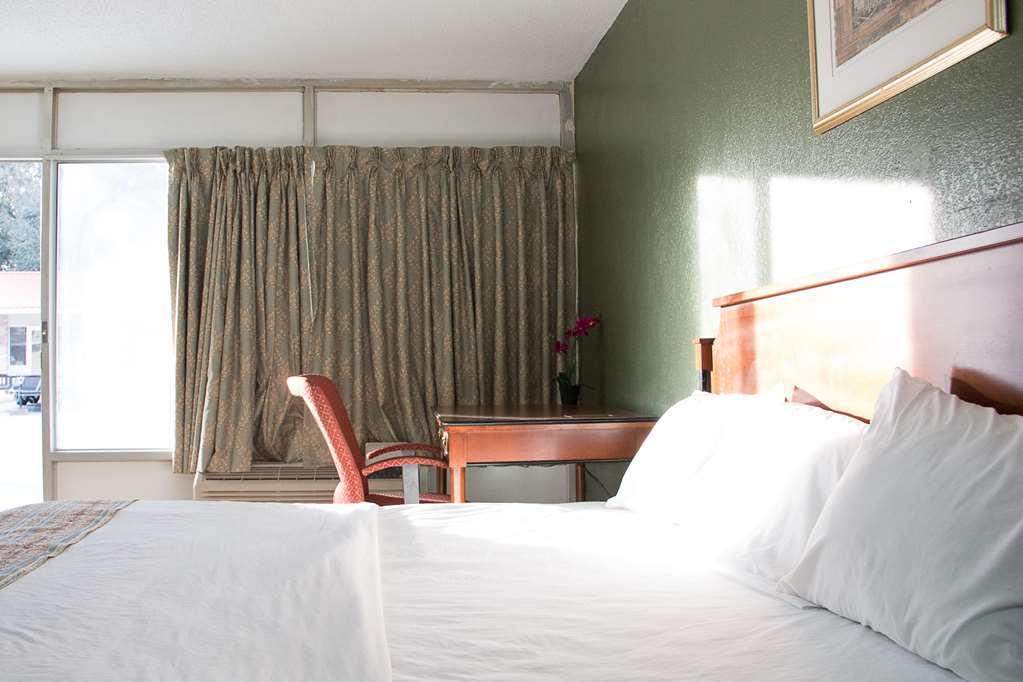 Cocomo Inn & Suites Moultrie Quarto foto